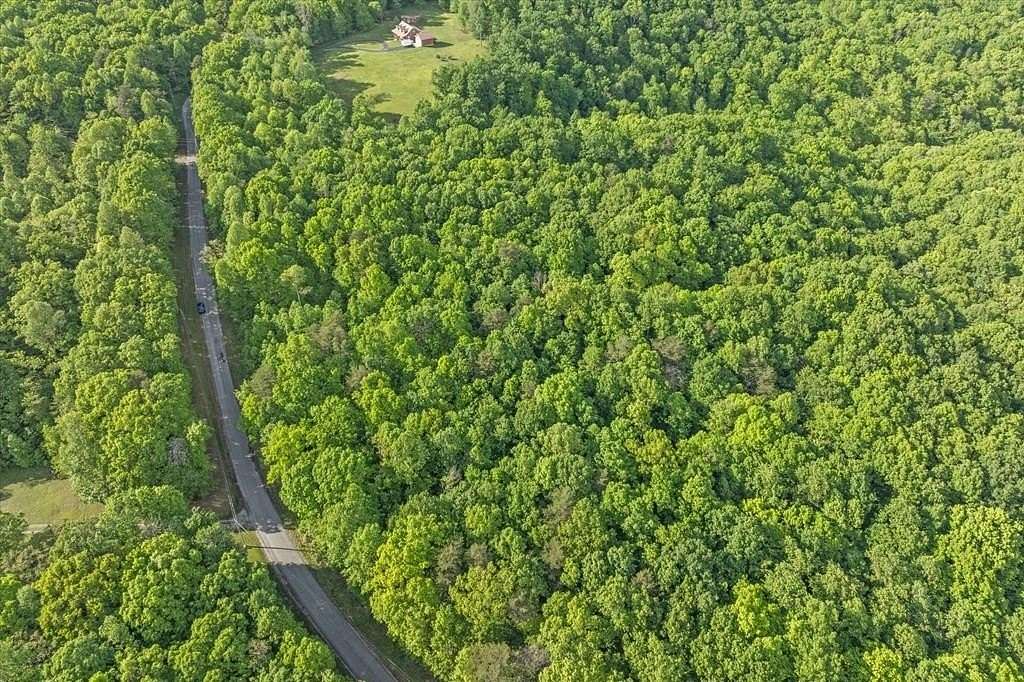 5 Acres of Residential Land for Sale in Crawford, Tennessee