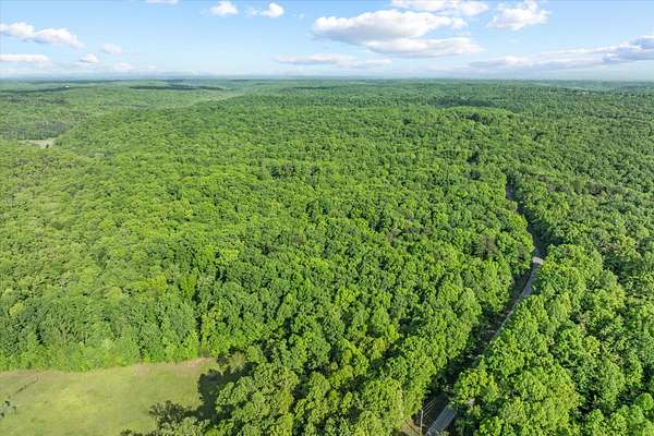 5 Acres of Residential Land for Sale in Crawford, Tennessee
