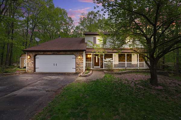 1.57 Acres of Residential Land with Home for Sale in Tannersville, Pennsylvania