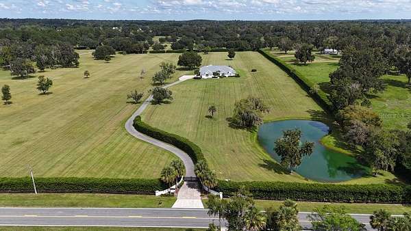 25 Acres of Recreational Land with Home for Sale in Ocala, Florida