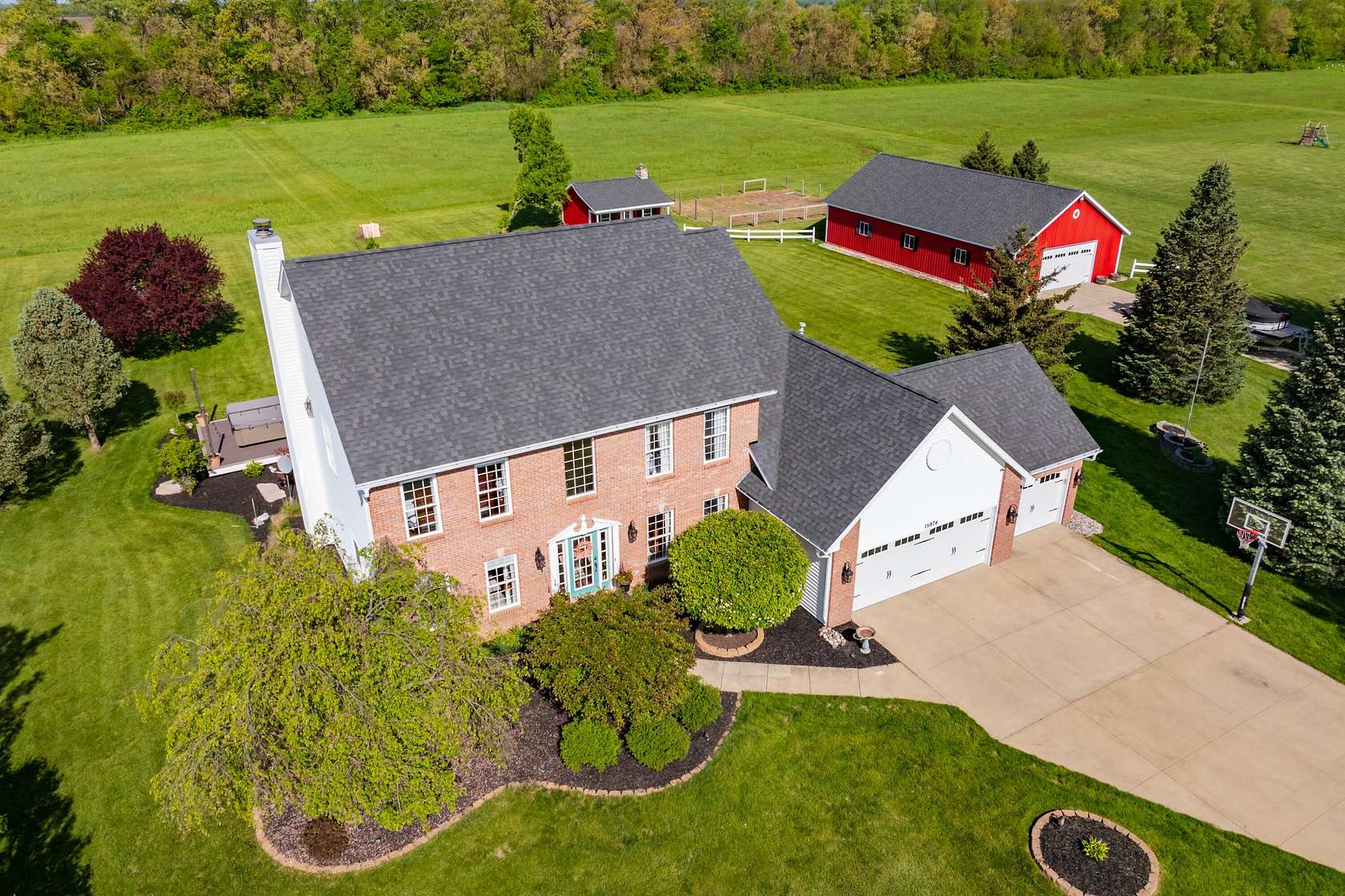 5 Acres of Residential Land with Home for Sale in Vicksburg, Michigan