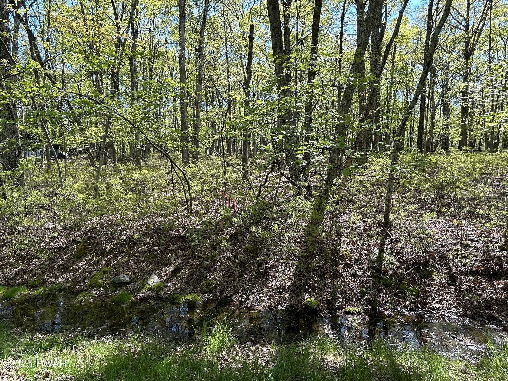 0.51 Acres of Residential Land for Sale in Hawley, Pennsylvania