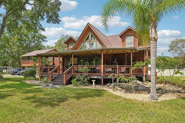 2.4 Acres of Residential Land with Home for Sale in Tampa, Florida