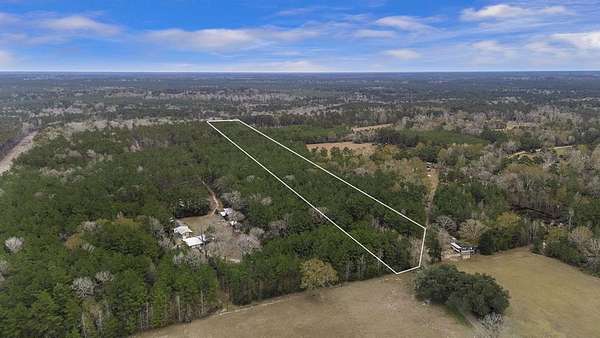 12.4 Acres of Recreational Land for Sale in Warren, Texas
