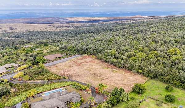 3 Acres of Residential Land for Sale in Kailua-Kona, Hawaii
