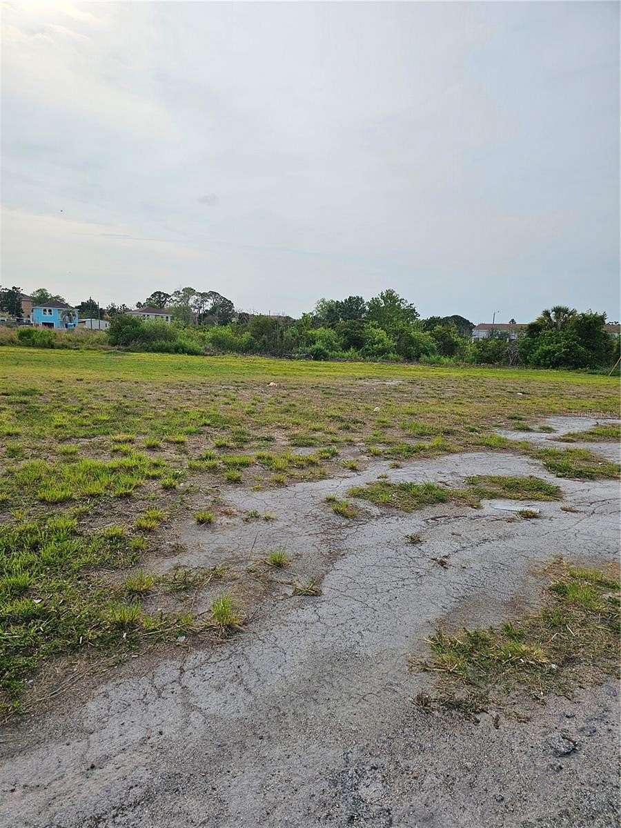 0.92 Acres of Commercial Land for Sale in New Port Richey, Florida