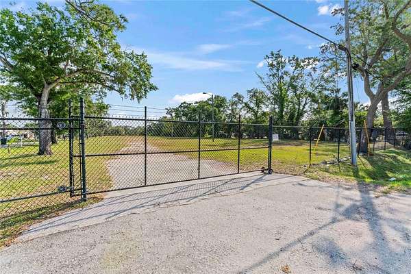 4 Acres of Commercial Land for Sale in Tampa, Florida