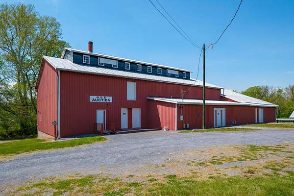 1.85 Acres of Improved Commercial Land for Sale in Timberville, Virginia