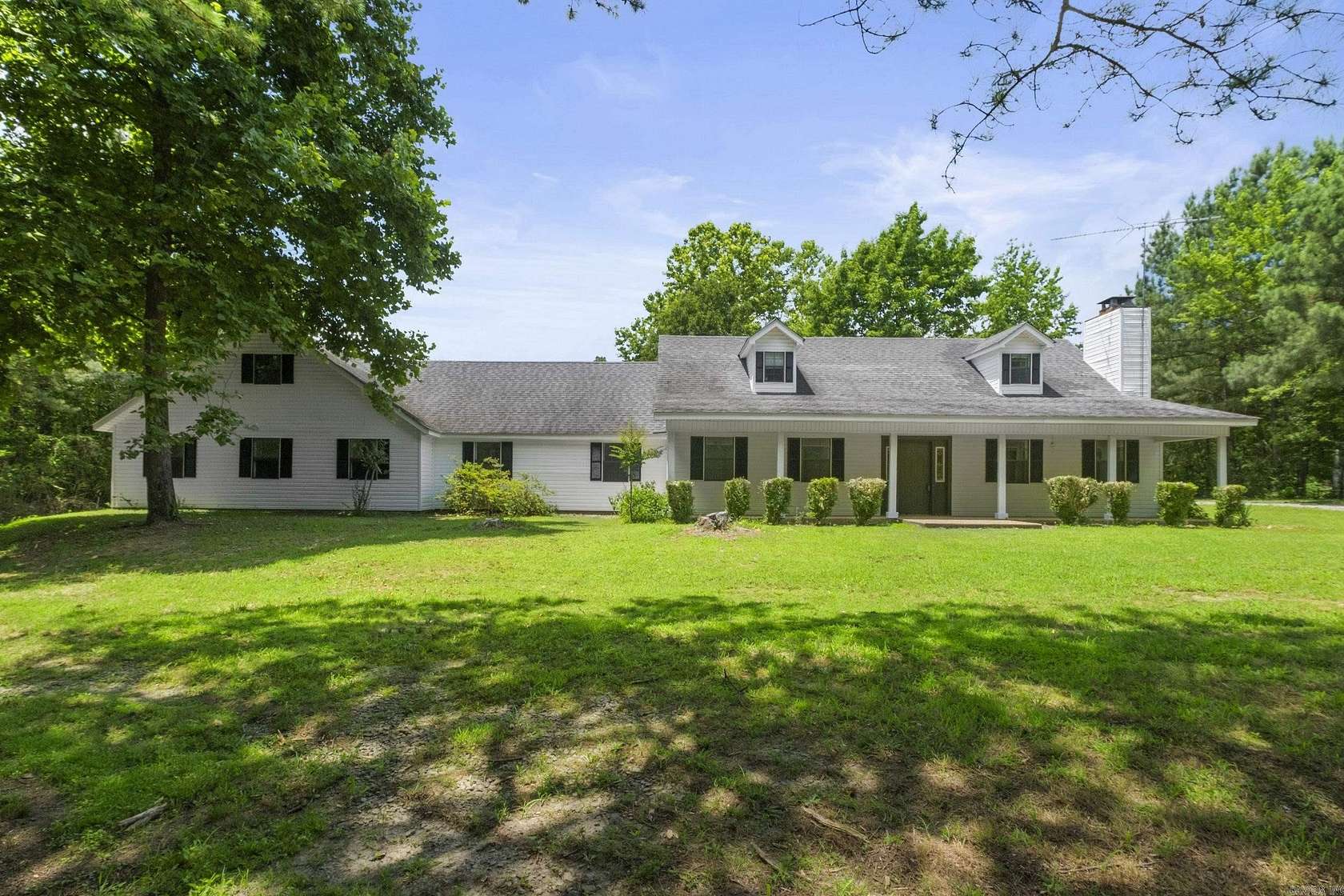 2.1 Acres of Residential Land with Home for Sale in Rose Bud, Arkansas