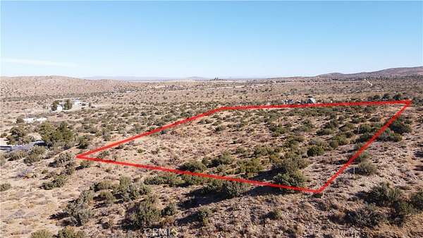 20 Acres of Agricultural Land for Sale in Pearblossom, California