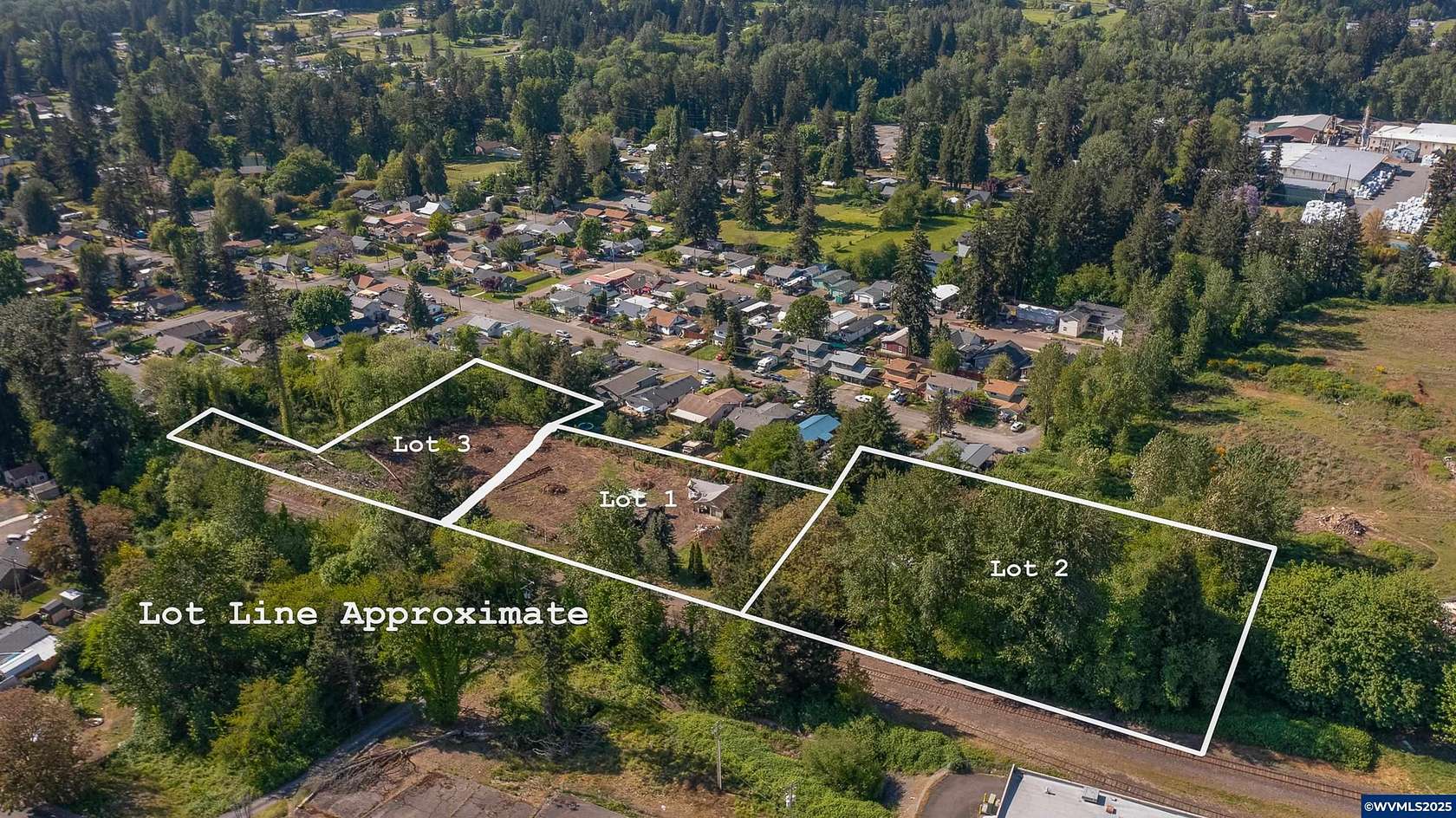 2.33 Acres of Residential Land with Home for Sale in Sweet Home, Oregon