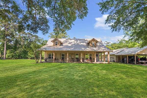 1.5 Acres of Land with Home for Sale in Bronson, Texas