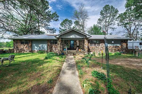 120 Acres of Agricultural Land with Home for Sale in Perryville, Arkansas