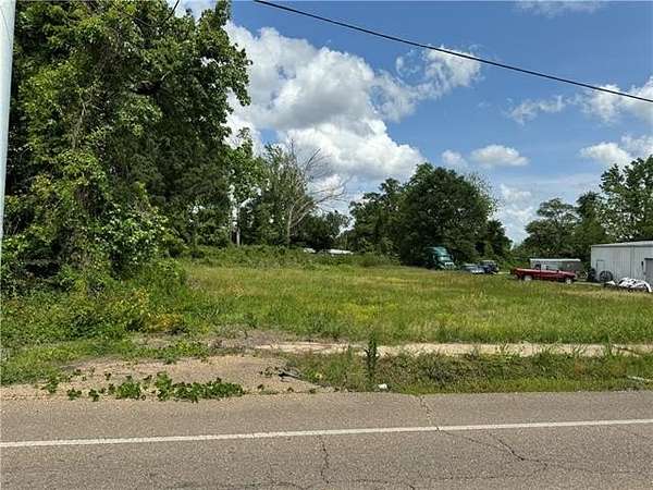 1.1 Acres of Mixed-Use Land for Sale in Roseland, Louisiana