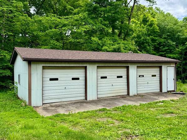 1.5 Acres of Improved Residential Land for Sale in Birdseye, Indiana