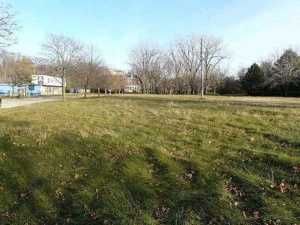 2.1 Acres of Mixed-Use Land for Sale in Fox Lake, Illinois