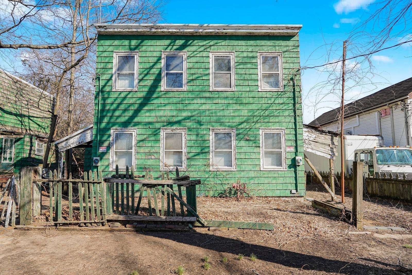 1 Acre of Land for Sale in Staten Island, New York