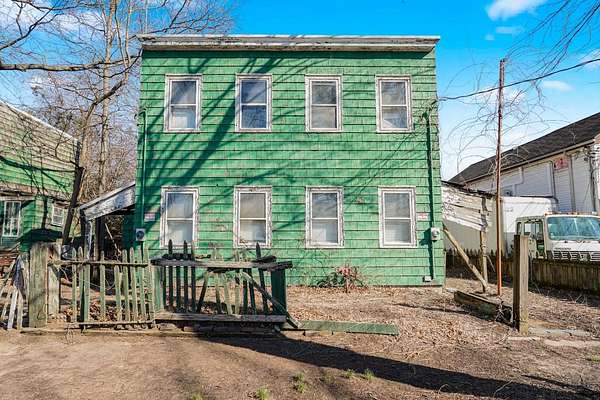 1 Acre of Land for Sale in Staten Island, New York