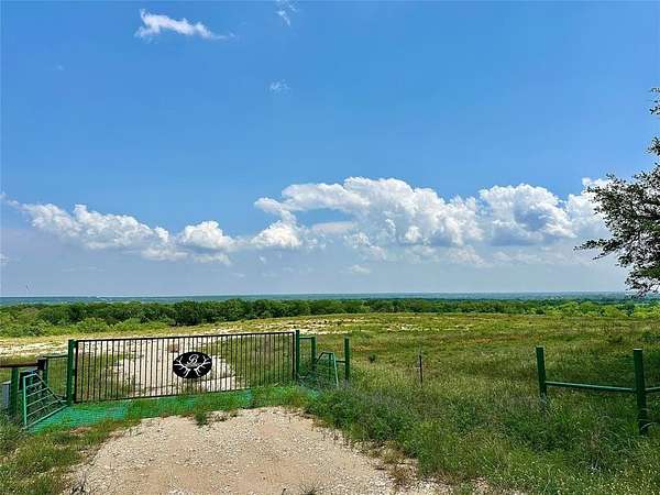 20 Acres of Land for Sale in Desdemona, Texas