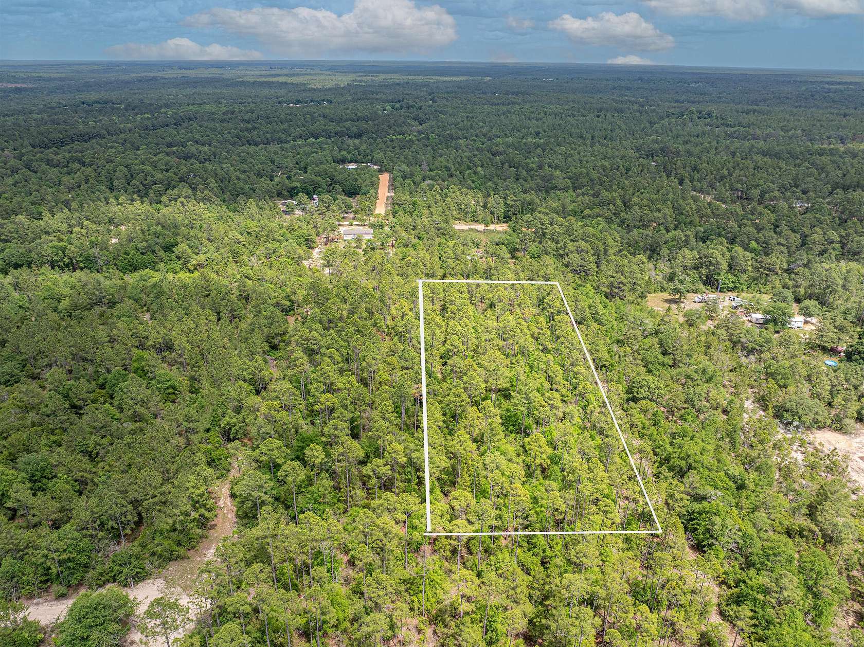 2.5 Acres of Residential Land for Sale in DeFuniak Springs, Florida