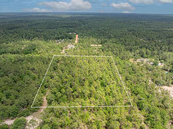 5 Acres of Residential Land for Sale in DeFuniak Springs, Florida