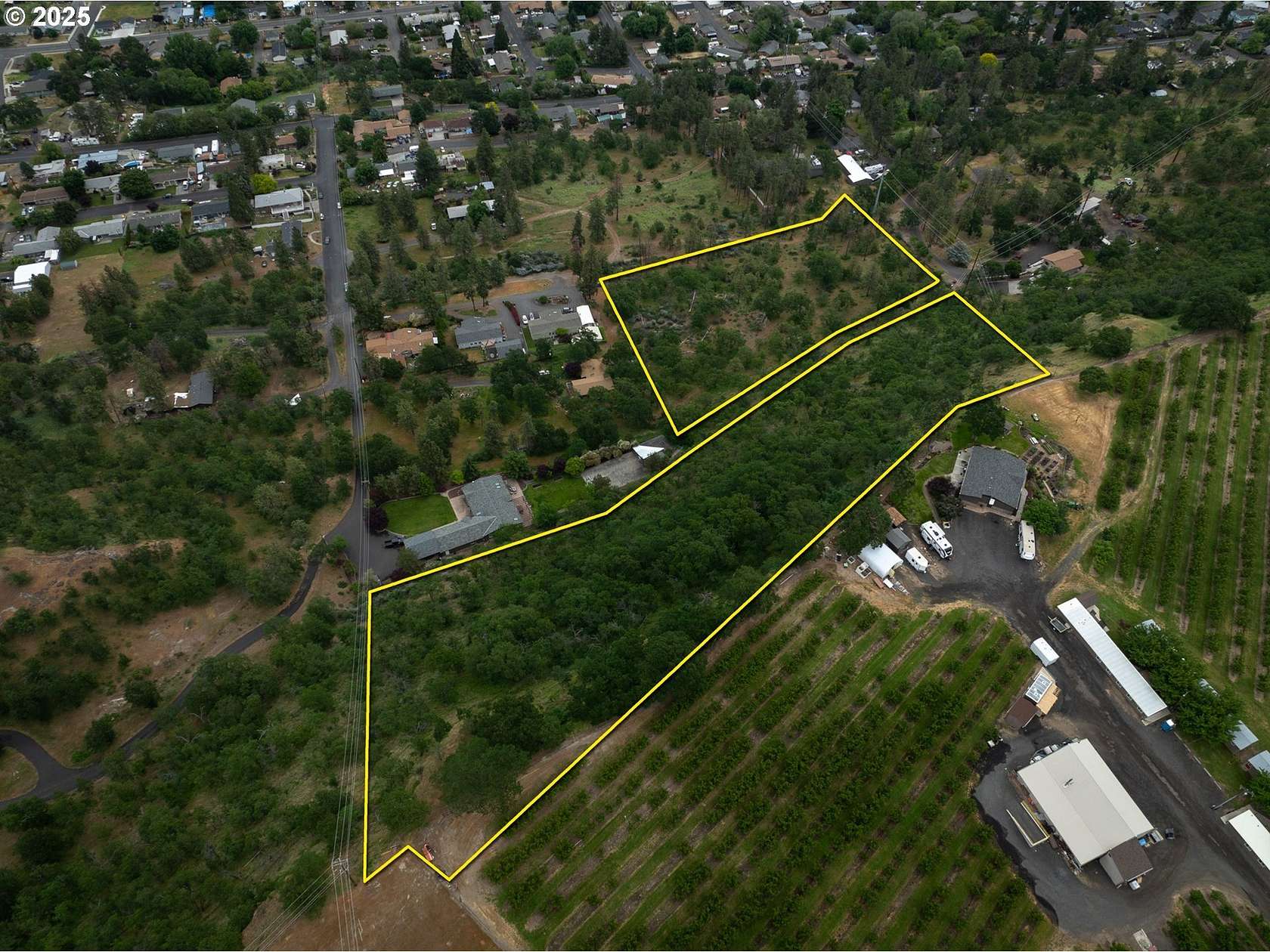 7.75 Acres of Residential Land for Sale in Chenoweth, Oregon
