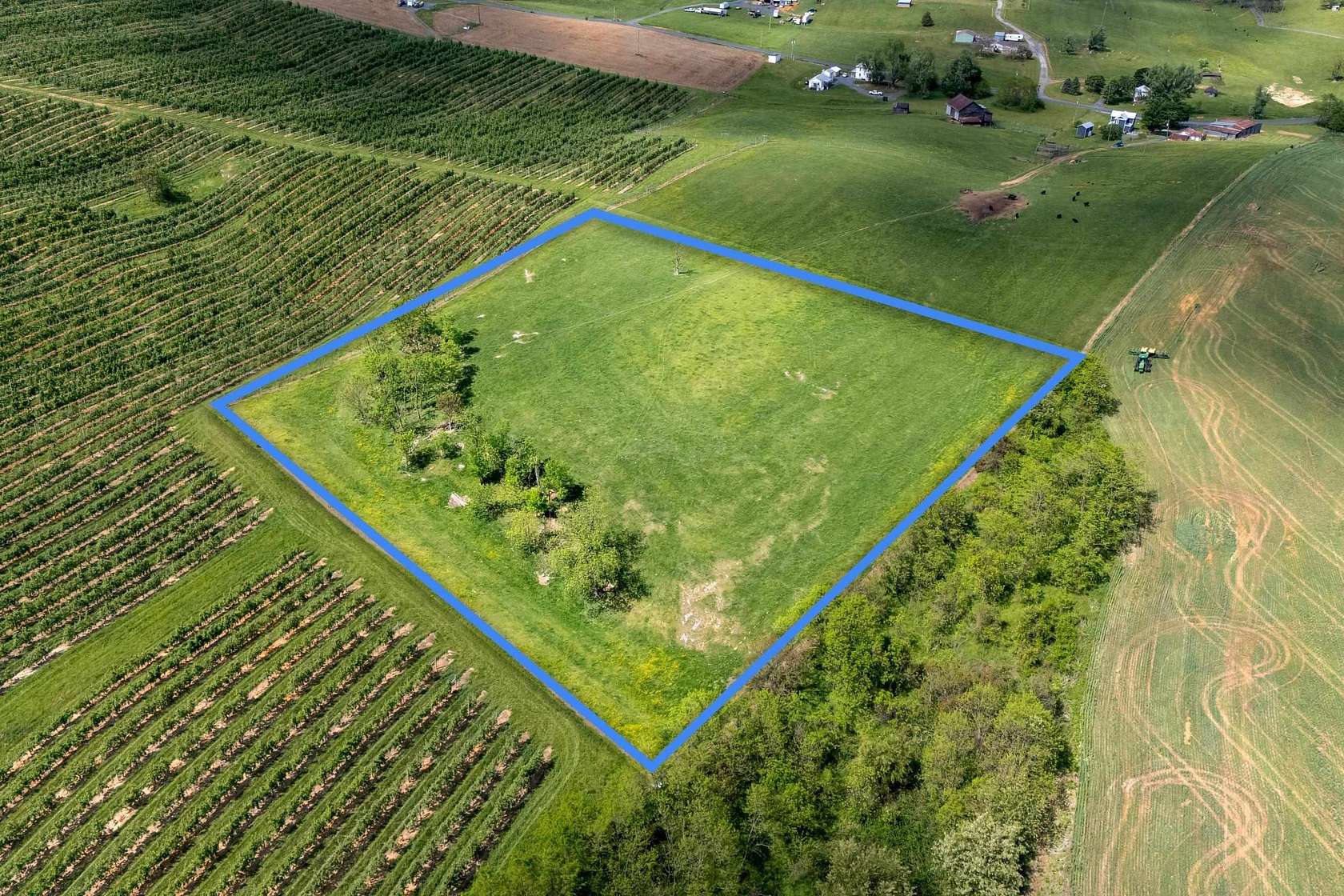 5 Acres of Land for Sale in Timberville, Virginia