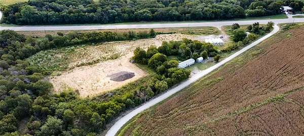 6.8 Acres of Mixed-Use Land for Sale in Chilton, Texas