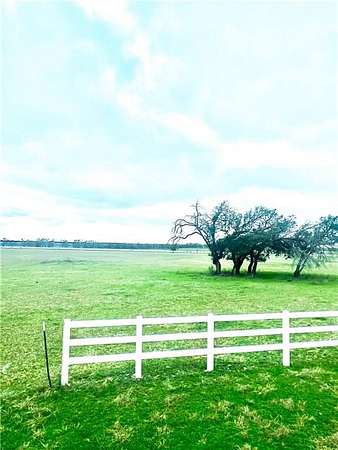 15 Acres of Land for Sale in McGregor, Texas