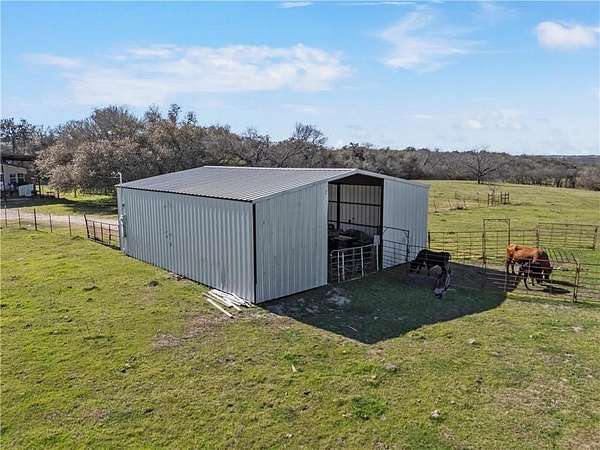 25 Acres of Recreational Land for Sale in Chilton, Texas