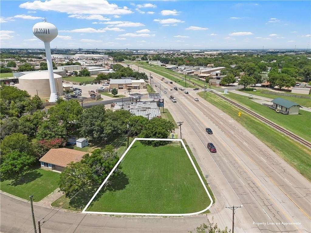 0.22 Acres of Commercial Land for Sale in Hewitt, Texas