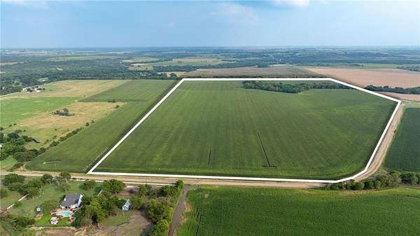 120 Acres of Land for Sale in McGregor, Texas