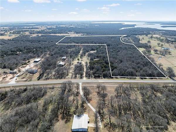 31.9 Acres of Recreational Land for Sale in Hillsboro, Texas