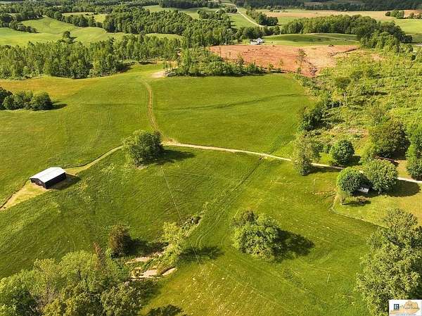69 Acres of Land for Sale in Tompkinsville, Kentucky