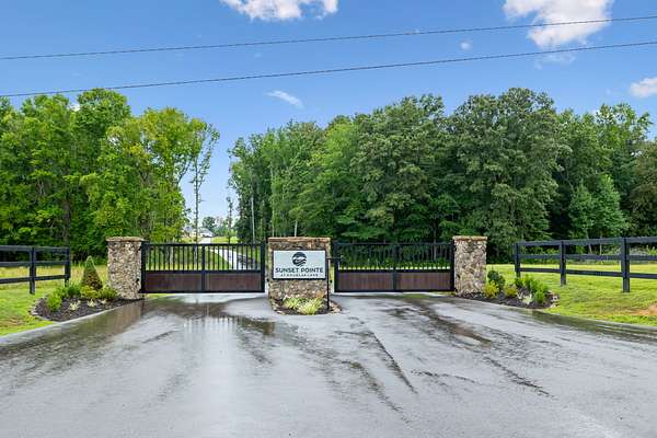 0.94 Acres of Residential Land for Sale in White Pine, Tennessee