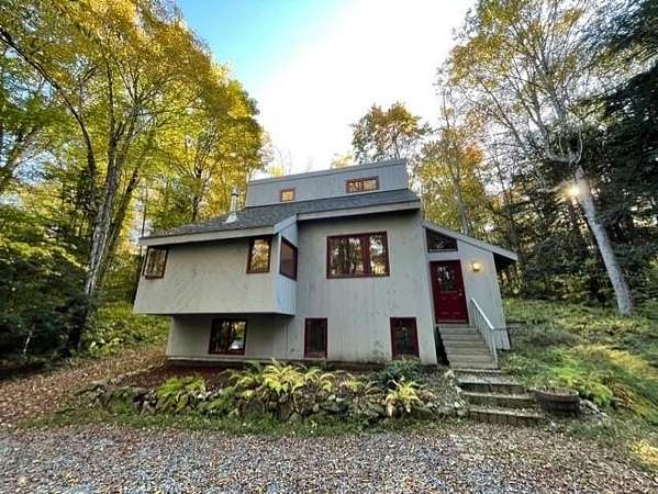 5 Acres of Land with Home for Lease in Grantham, New Hampshire