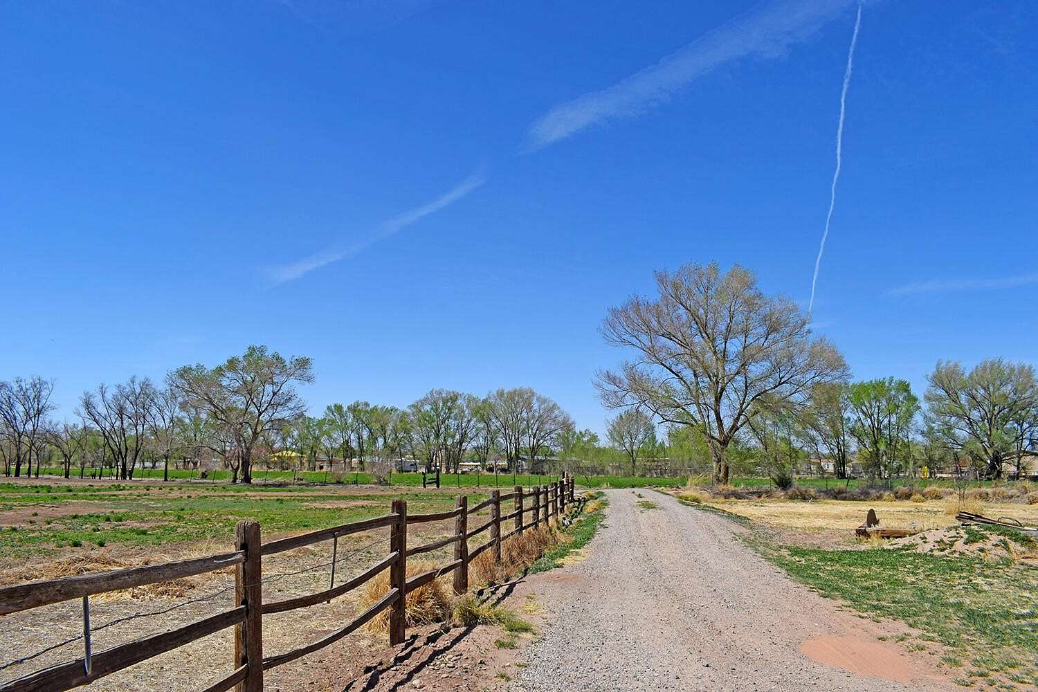 5.49 Acres of Residential Land with Home for Sale in Los Lunas, New Mexico