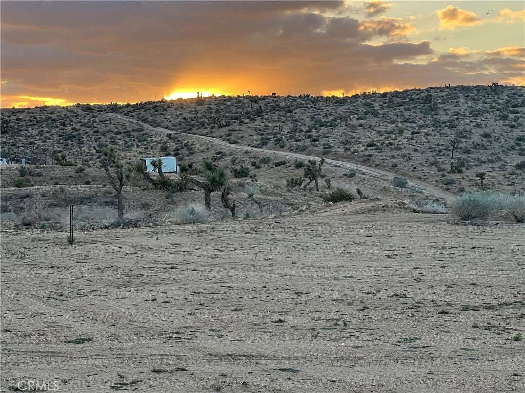 2 Acres of Land for Sale in Apple Valley, California