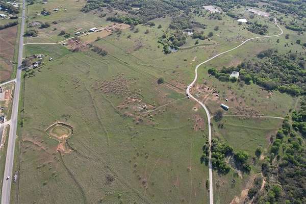 184 Acres of Land for Sale in Decatur, Texas