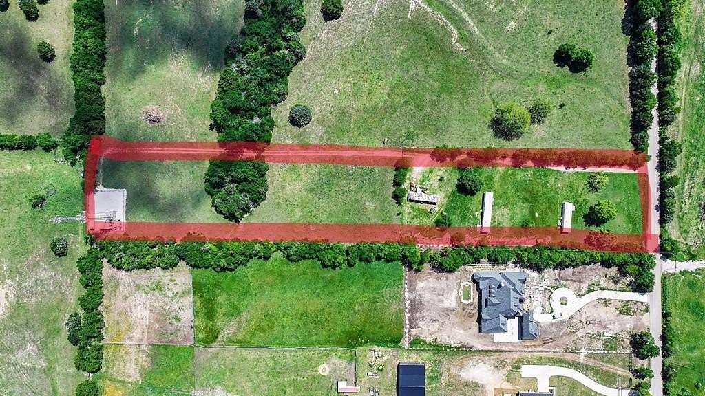 4 Acres of Land with Home for Sale in Midlothian, Texas