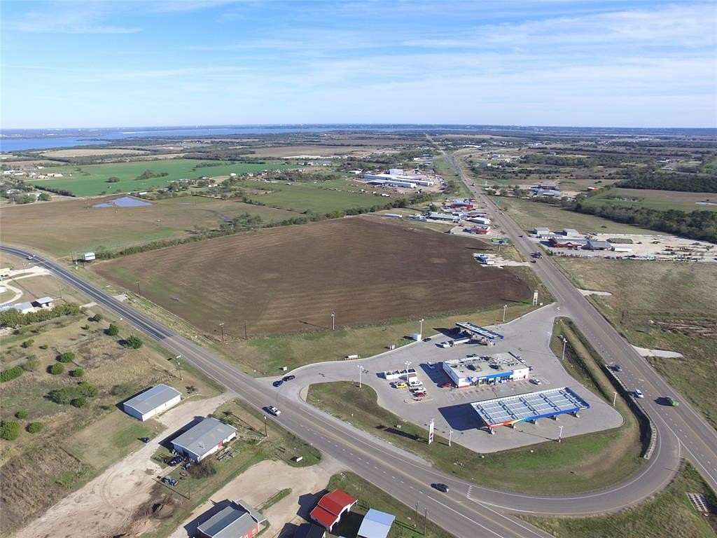 1.89 Acres of Mixed-Use Land for Sale in Woodway, Texas