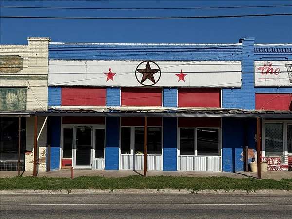 0.1 Acres of Commercial Land for Sale in Lott, Texas