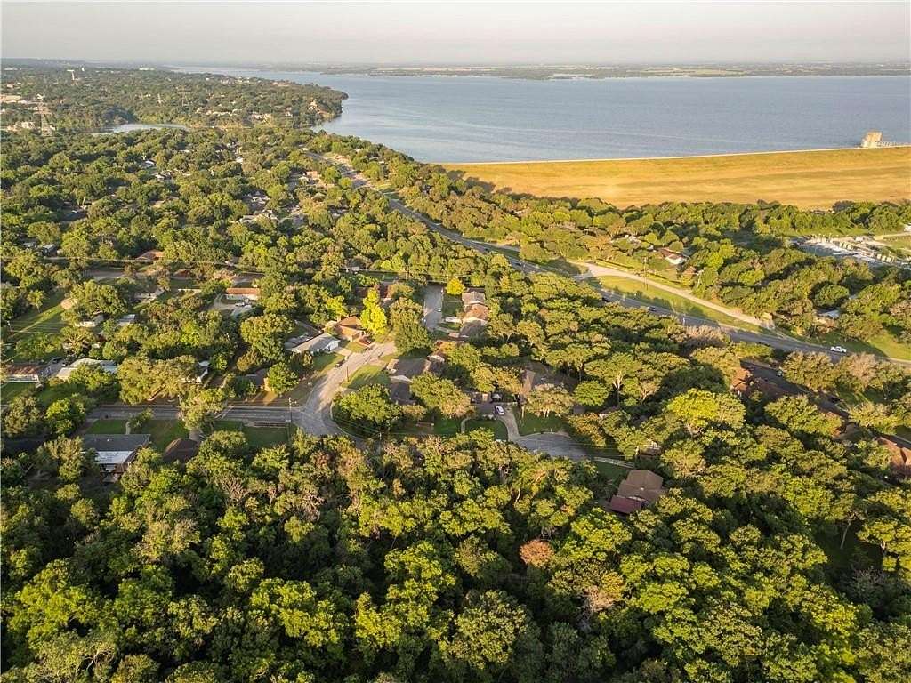 0.34 Acres of Land for Sale in Waco, Texas