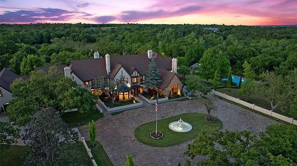 12.1 Acres of Land with Home for Sale in Oklahoma City, Oklahoma