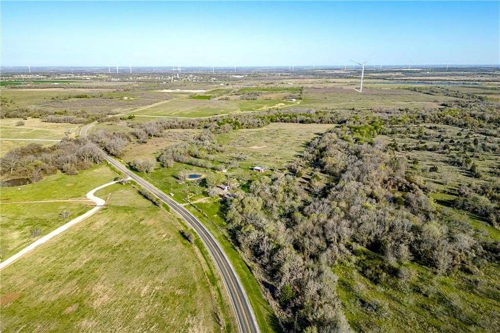 29.6 Acres of Land for Sale in Mount Calm, Texas