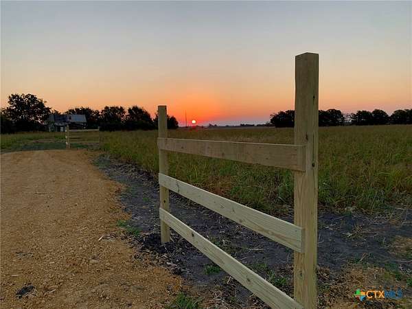 10.4 Acres of Land for Sale in Thorndale, Texas