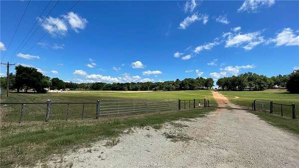 3 Acres of Residential Land for Sale in Cameron, Texas