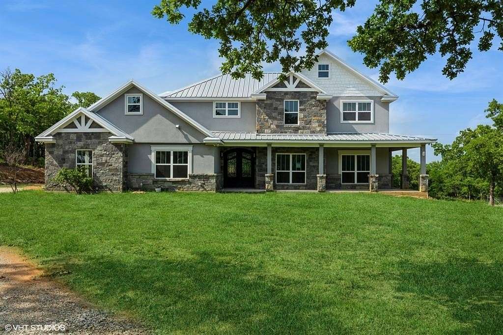 5 Acres of Residential Land with Home for Sale in Sunset, Texas