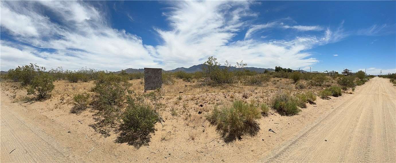 5 Acres of Residential Land for Sale in Dolan Springs, Arizona