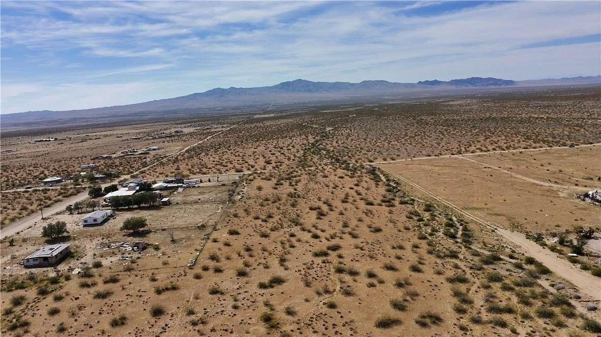 5 Acres of Residential Land for Sale in Dolan Springs, Arizona